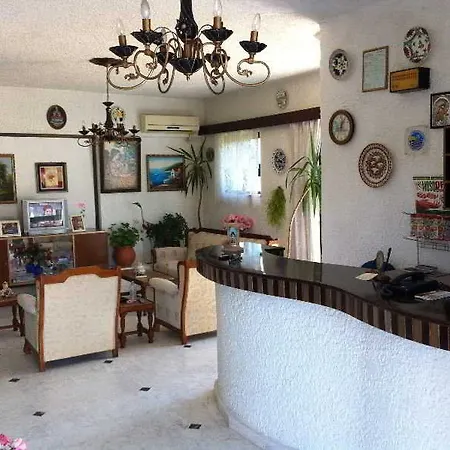 Anthula Sun فندق 2*